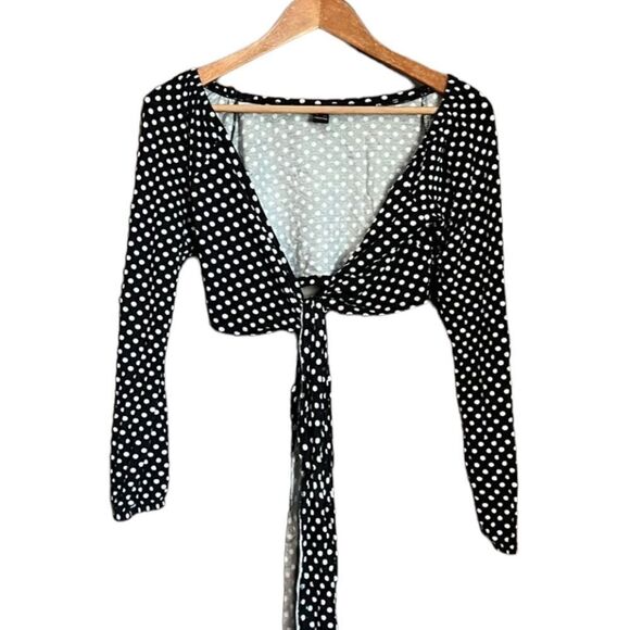 3 for $30! Revamped polka dot crop top‎ - Picture 1 of 10